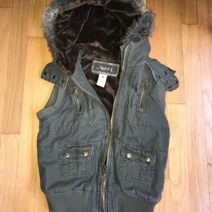 Vest with fur inside and fur around hood